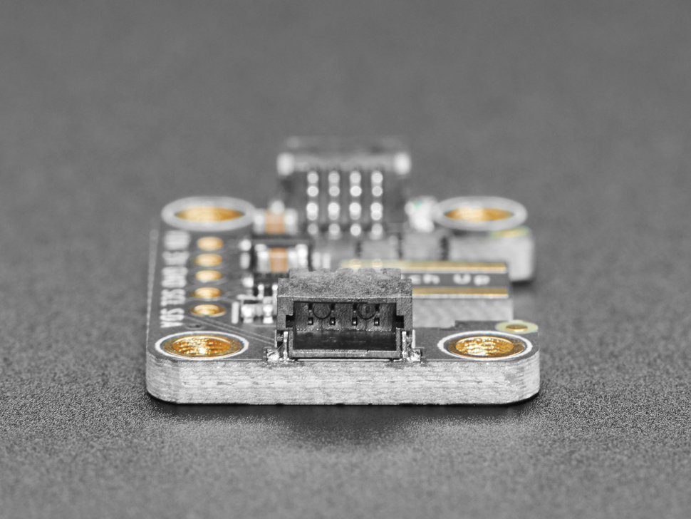 Close up of Stemma QT port